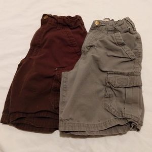 Boys size 5 shorts w/ adjustable waistband